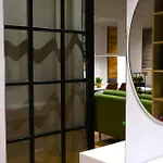 Cloud9 Bllok Area Appartement Tirana
