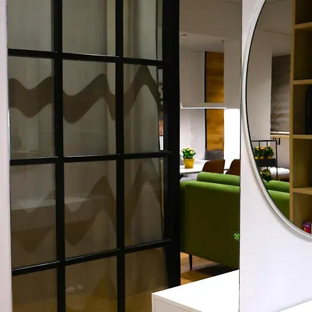 Cloud9 Bllok Area Апартаменты Тирана