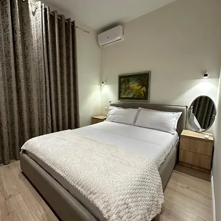 Cloud9 Bllok Area Апартаменты Тирана